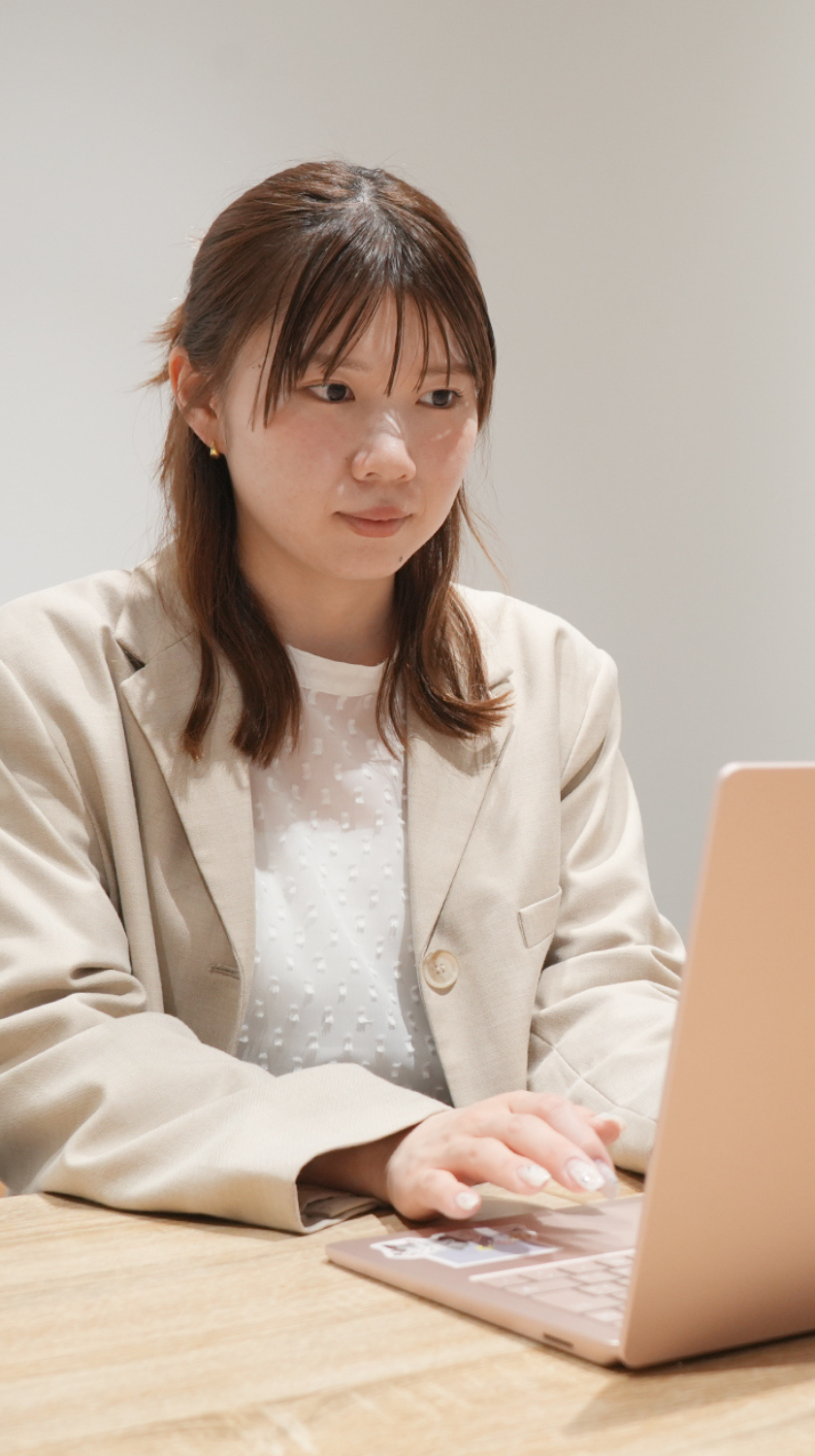 社員